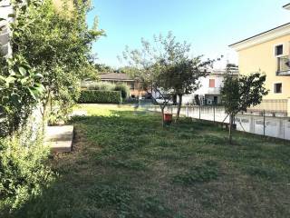 APPARTAMENTO INDIPENDENTE con GIARDINO 3