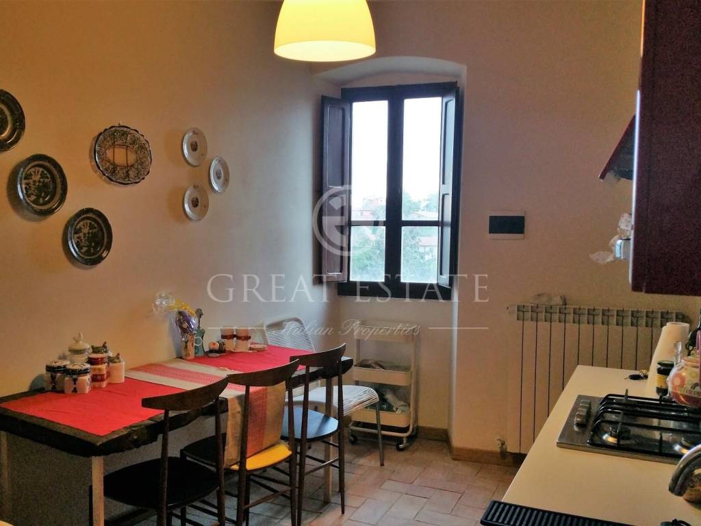 vendesi-appartamento-in-centro-storico-in-umbria-terni-ficulle-15656919030269.jpg