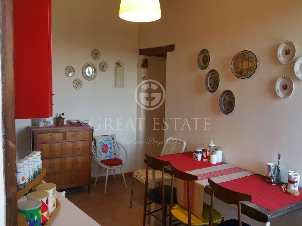 vendesi-appartamento-in-centro-storico-in-umbria-terni-ficulle-15659393964704.jpg