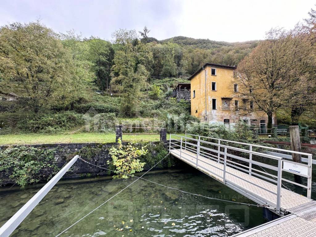 villa vendita svizzera esterno5