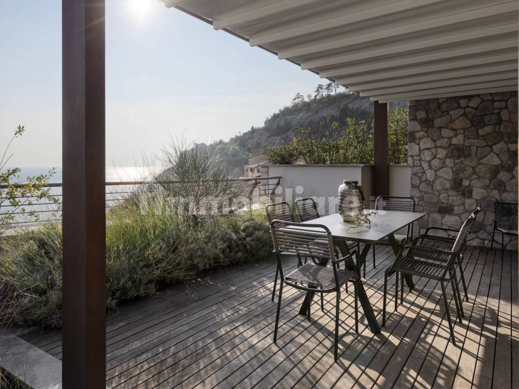 Vendita Appartamento DuinoAurisina. Trilocale in Strada di