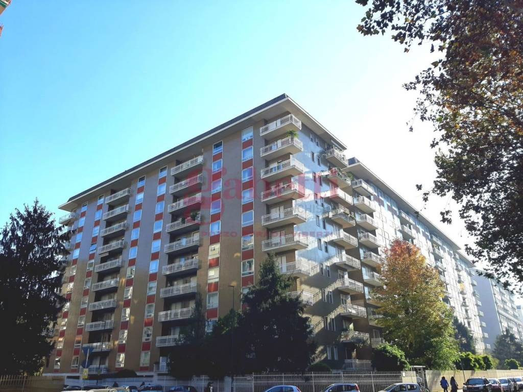 CORSO MONTE CUCCO 71 VENDITA 6 LOCALI GABETTI POZZO STRADA (16)_risultato.jpg