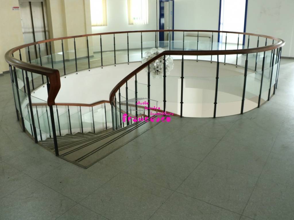 Particolare dello sbarco delle scale al piano primo