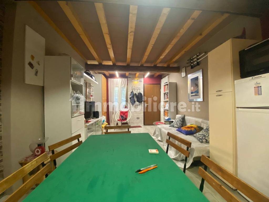 Vendita Appartamento Zola Predosa. Trilocale in via Gessi 27. Ottimo