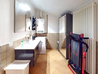 Casa-indipendente-a-Mercato-Saraceno-Bathroom (1)