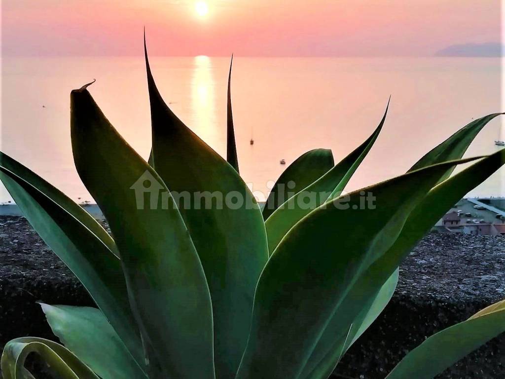 Sale Single family villa in via Capo Milazzo. Excellent condition