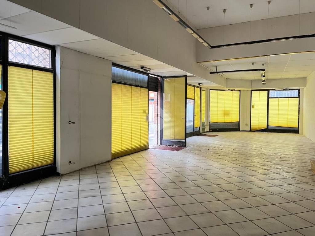 Locale commerciale via Mortara 66, Ferrara, Rif. 75422866 Immobiliare.it