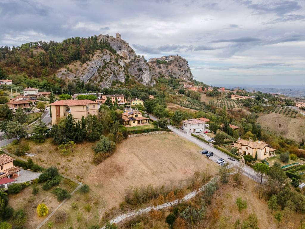 Terreno edificabile via andrea costa, torriana, poggio torriana