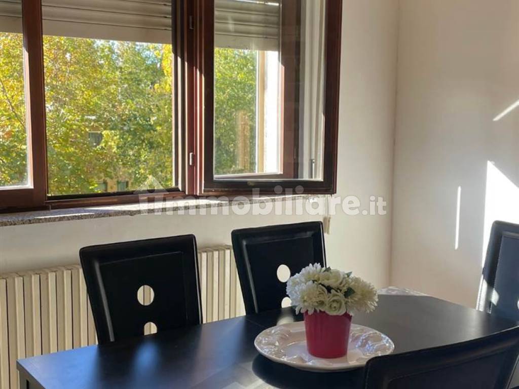 Tempo Caldo Estivo Caldo Intensivo. Caldo Solare Che Fa Ondate Di Riscaldamento Globale Combustione Sole Pericoloso Calore Alto Temperatura 274609500 - Foto 6