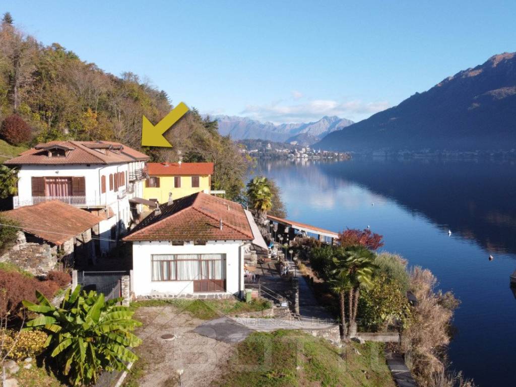 casa vendita nonio lago orta esterno