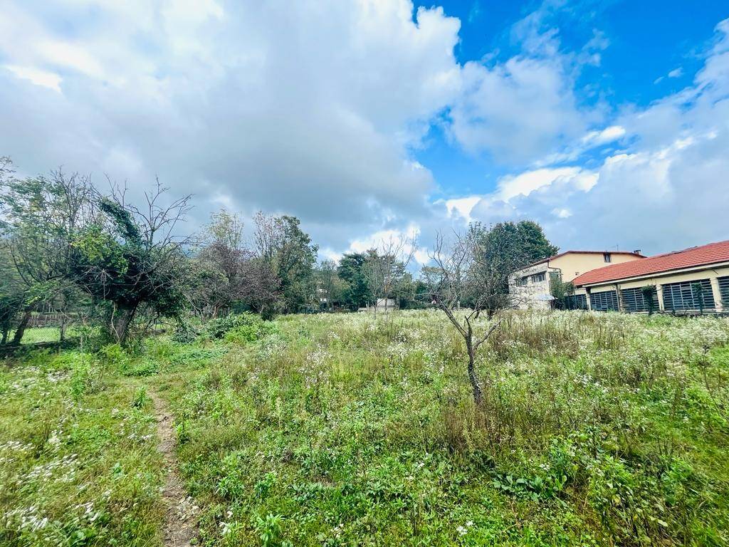 Terreno edificabile via case nuove, centro, gavirate