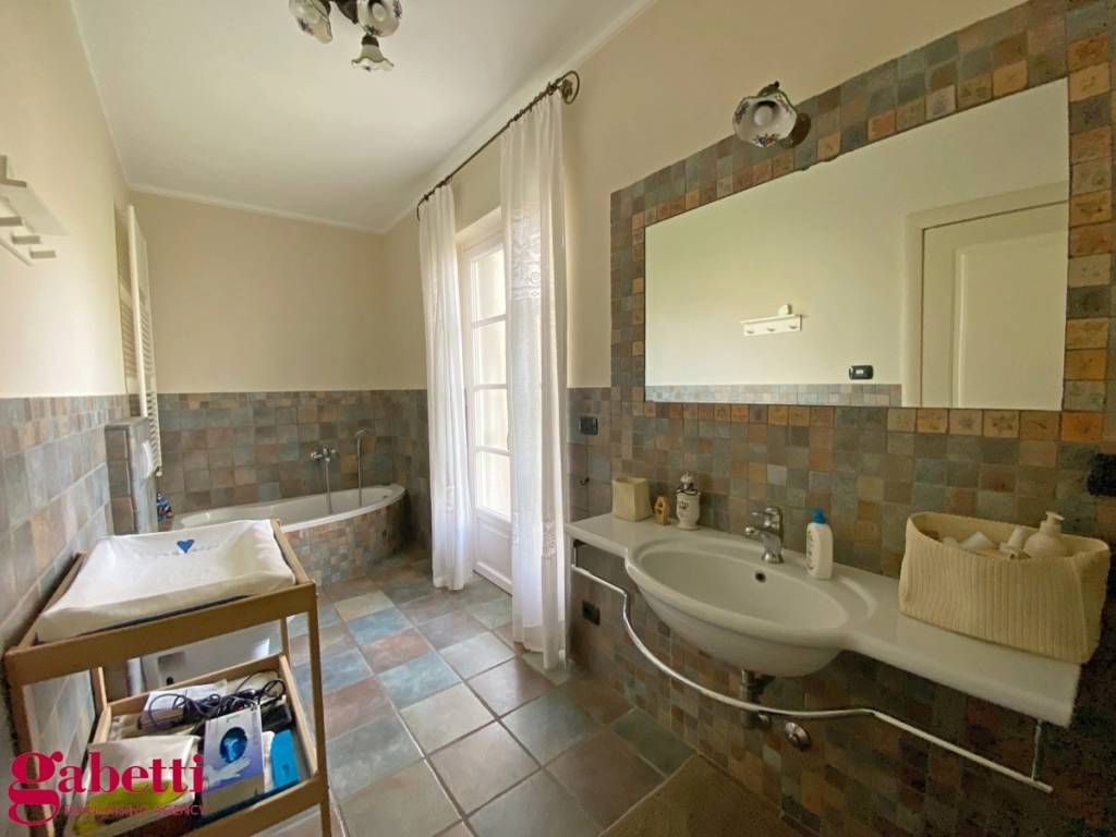 BAGNO PIANO TERRA