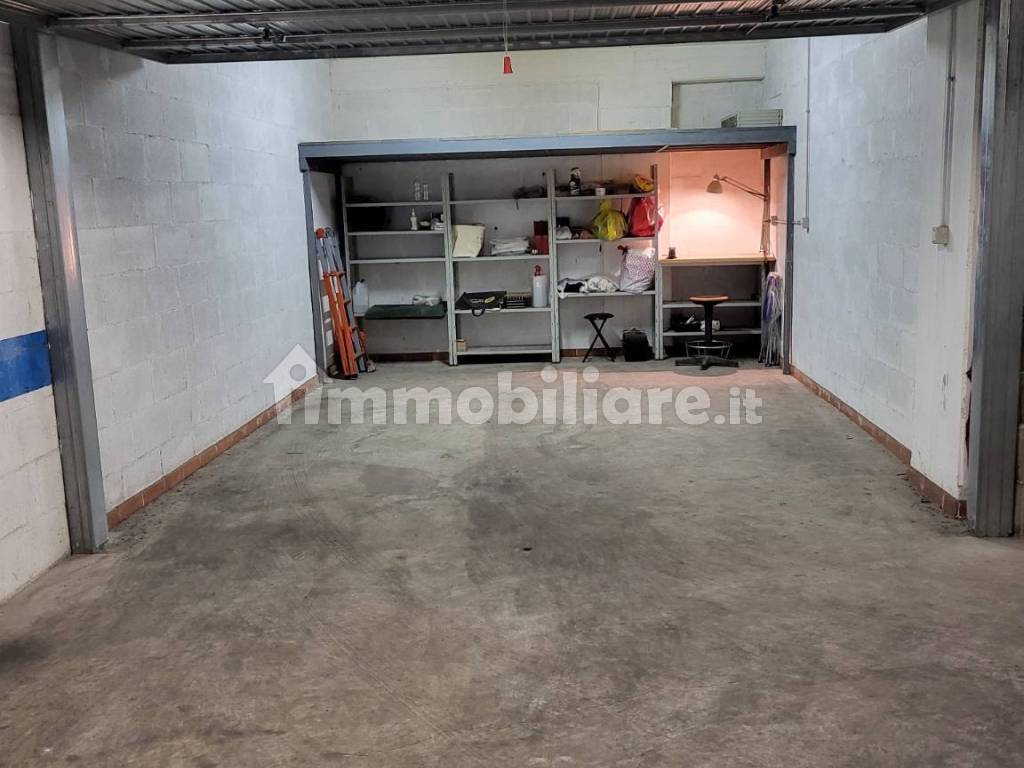 Garage Box via Cecilio Stazio 32A, Roma, Rif. 107472095 Immobiliare.it