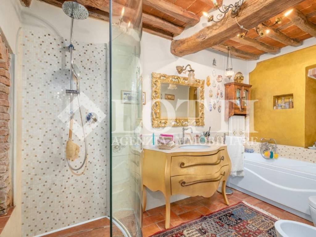 bagno piano primo