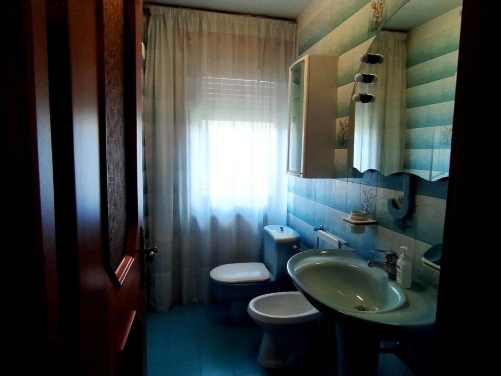 primo bagno al 2 piano