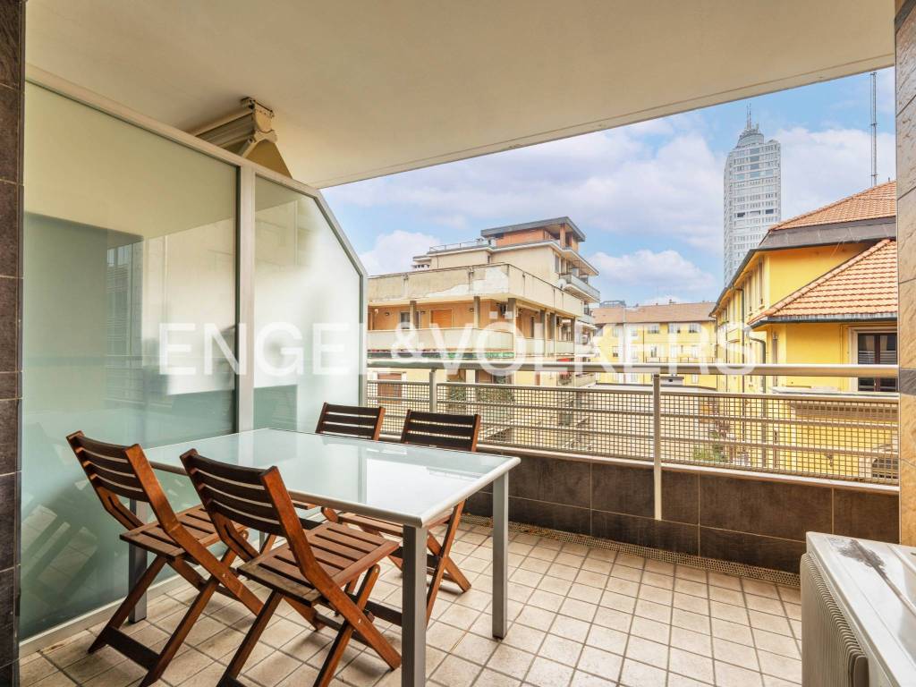 Affitto Appartamento Milano. Bilocale in via Alfredo Cappellini. Ottimo  stato, quarto piano, con terrazza, riscaldamento centralizzato, rif.  107585925