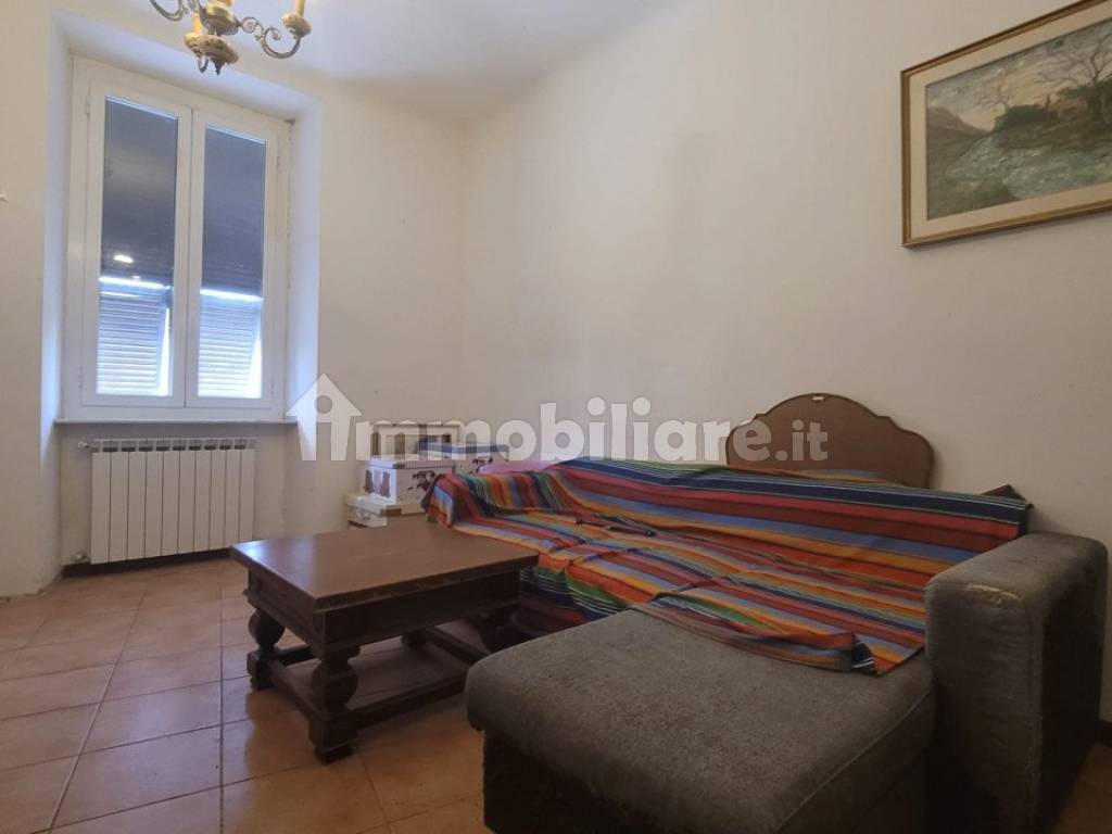 Sale Apartment Savona. 3room flat in piazza Bologna. Excellent