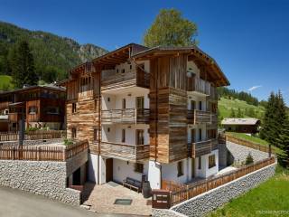 W1: Nuovo appartamento con terrazza e giardino immerso nel cuore delle Dolomiti - Foto 1