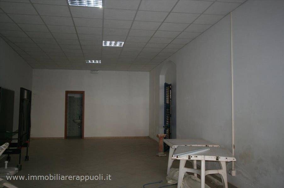 Negozio - locale commerciale via trieste, sinalunga
