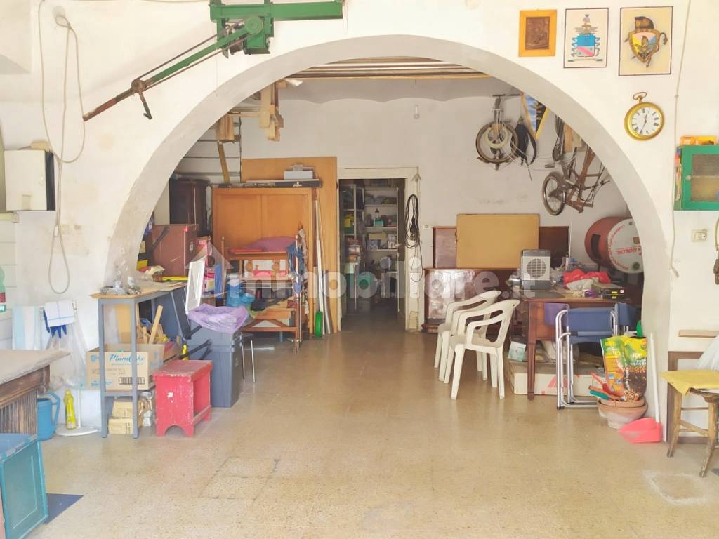 garage