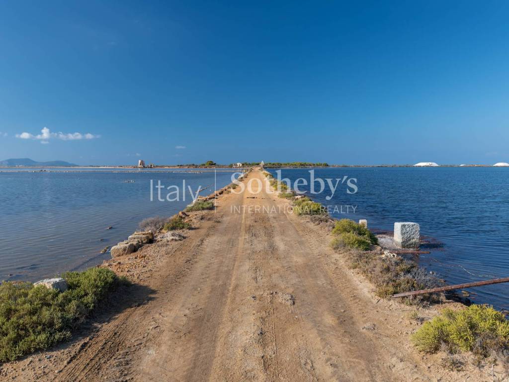 La Strada verso l'Isola