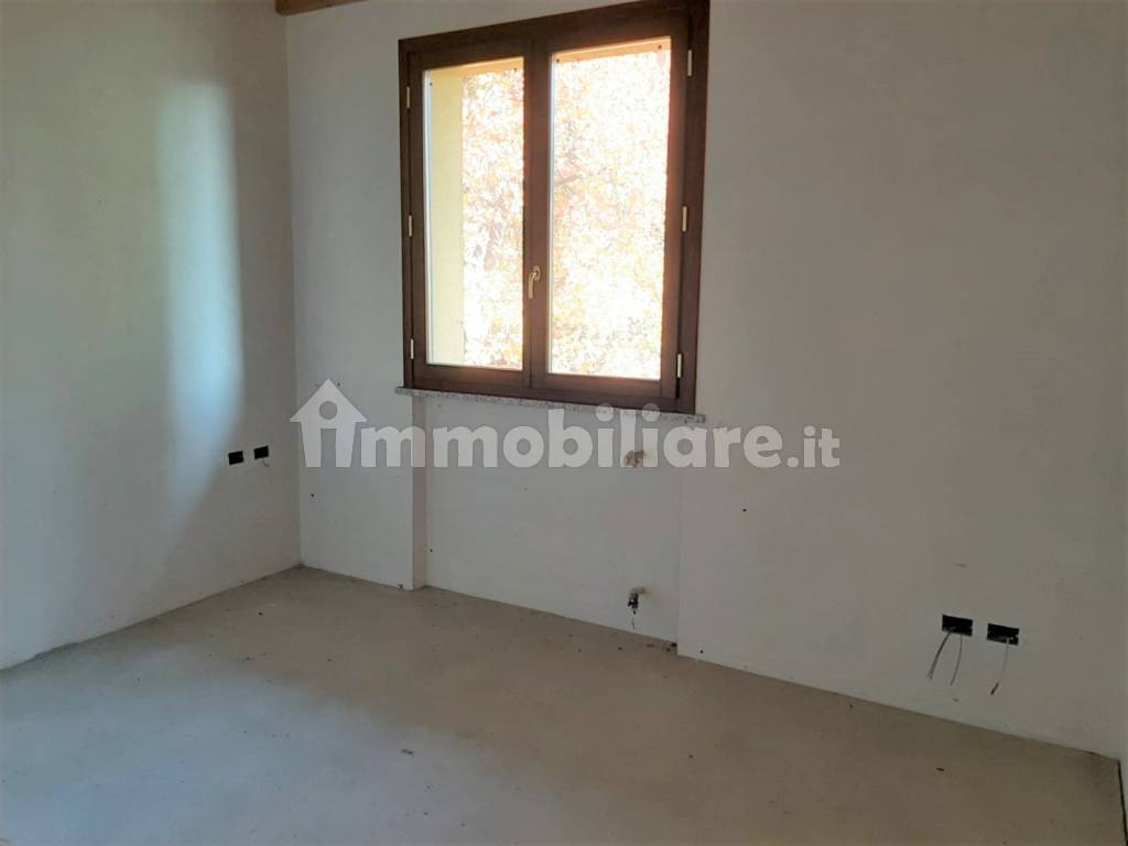 Stanza non arredata