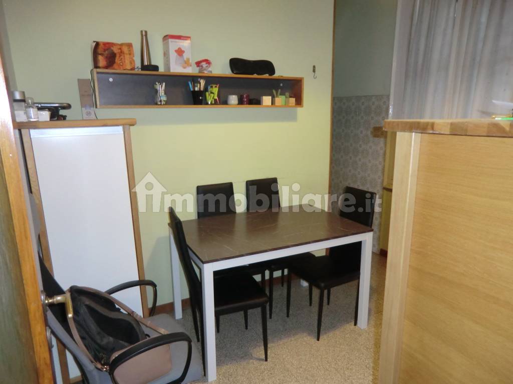 Affitto Appartamento Milano Trilocale In Via Marghera 26 Buono Stato affitto-appartamento-milano-trilocale-in-via-marghera-26-buono-stato