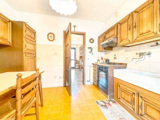 appartamento vendita borgosesia cucina4