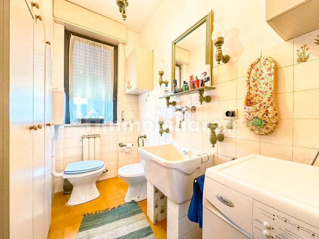 appartamento vendita borgosesia bagno4
