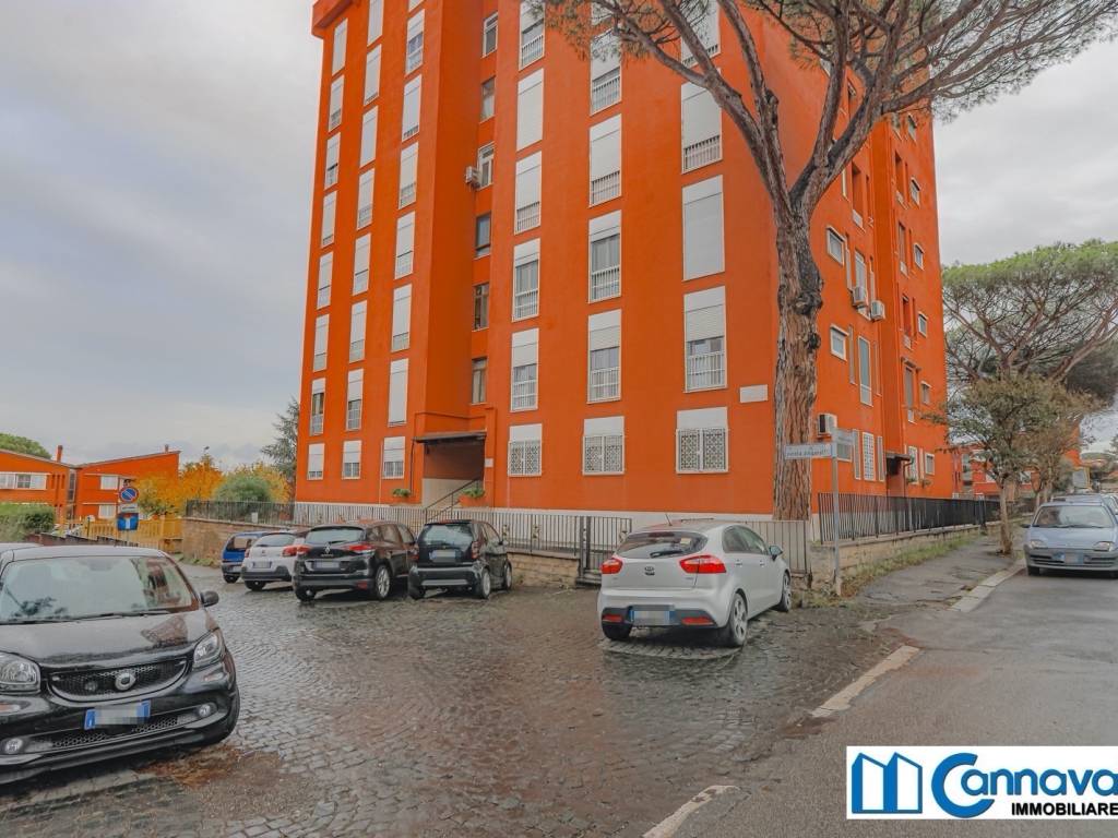 Quadrilocale via Nicola Zingarelli, Casal Bernocchi, Roma