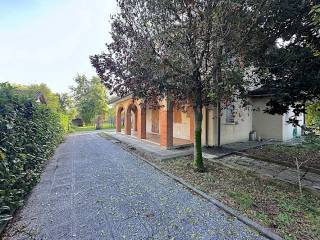 viale d'accesso