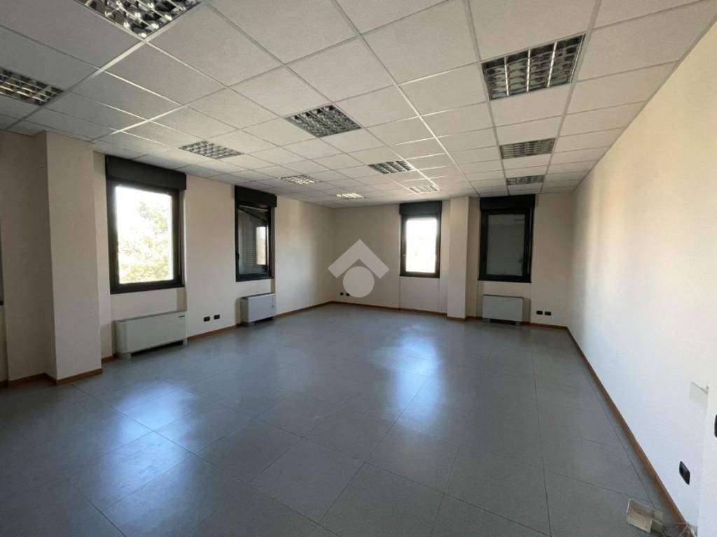 Ufficio - studio via greppi 34, robbiate