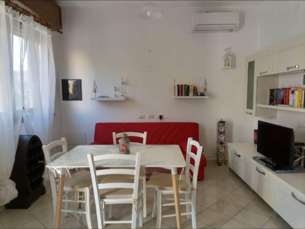 Affitto Appartamento Quartu Sant'Elena. Bilocale in via Trieste 182