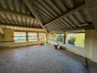 Foto - Si vende Appartamento con terrazzo, Chianti, Scandicci