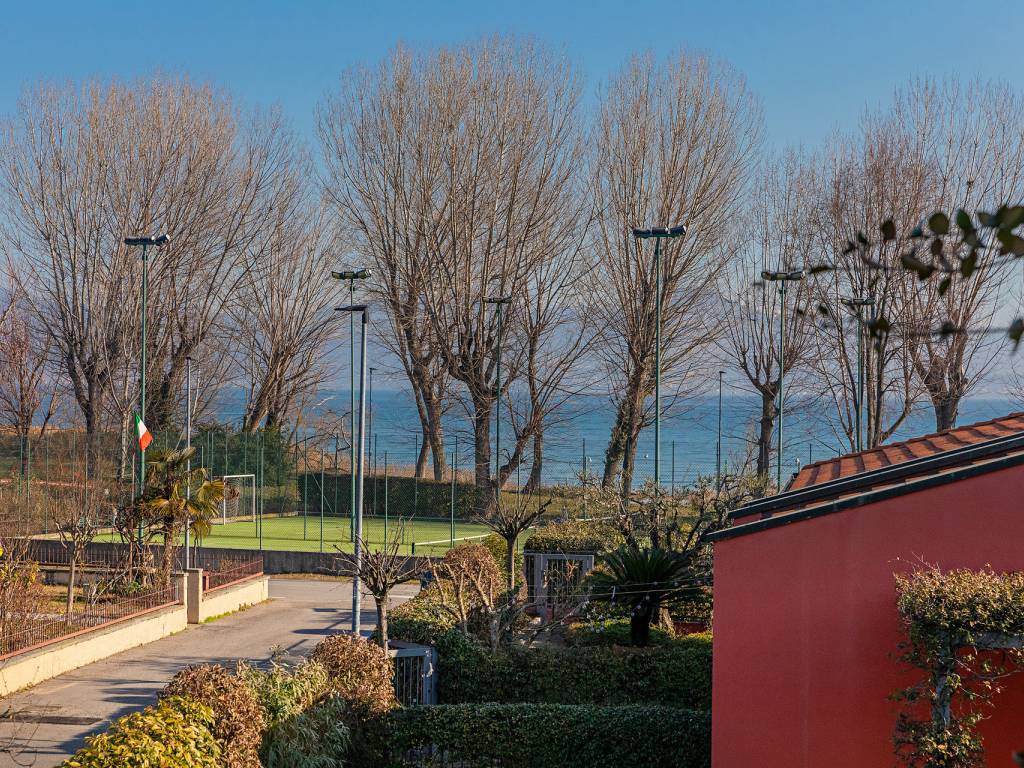 VISTA LAGO DAL TERRAZZO