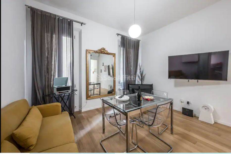 Rent Apartment Modena. 2room flat in via Ganaceto. Excellent condition