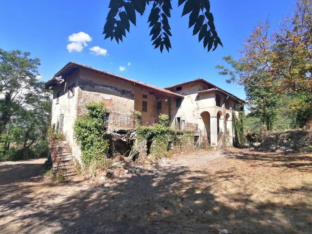 Palazzo - edificio strada provinciale di montelovesco, gubbio