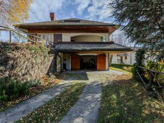 Foto - Vendita villa con giardino, Caglio, Lago di Como