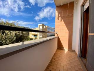 BALCONE CAMERA