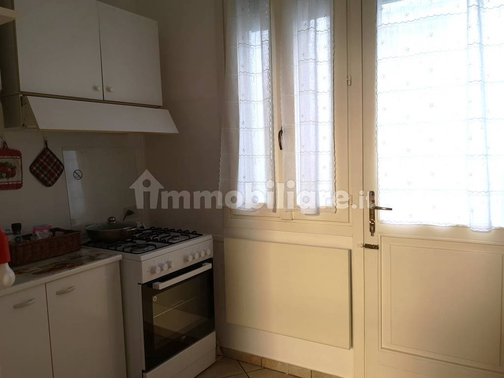 Rent Apartment Cremona. 2room flat, Excellent condition, first floor