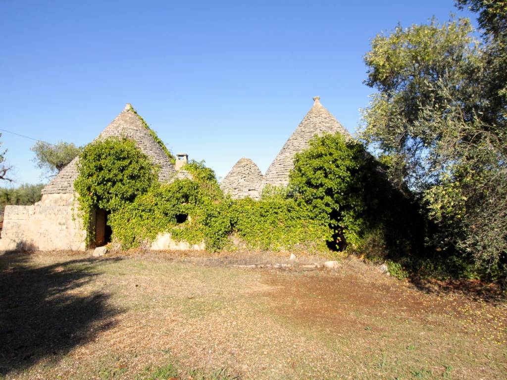 2 Trulli