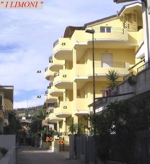 CASA%20con%20INTERNI-1699781862-c9e592404b.jpg