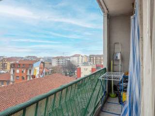 balcone con vista esterna