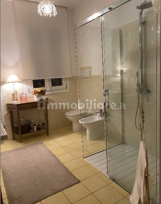 Bagno camera padronale