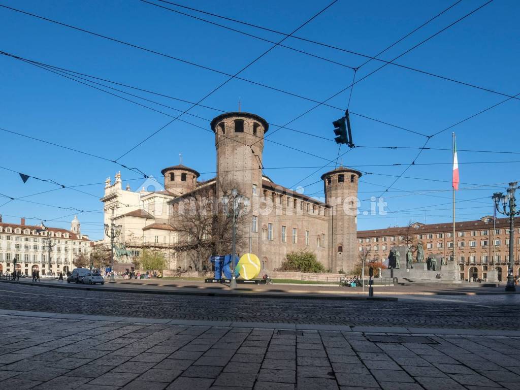 piazza castello