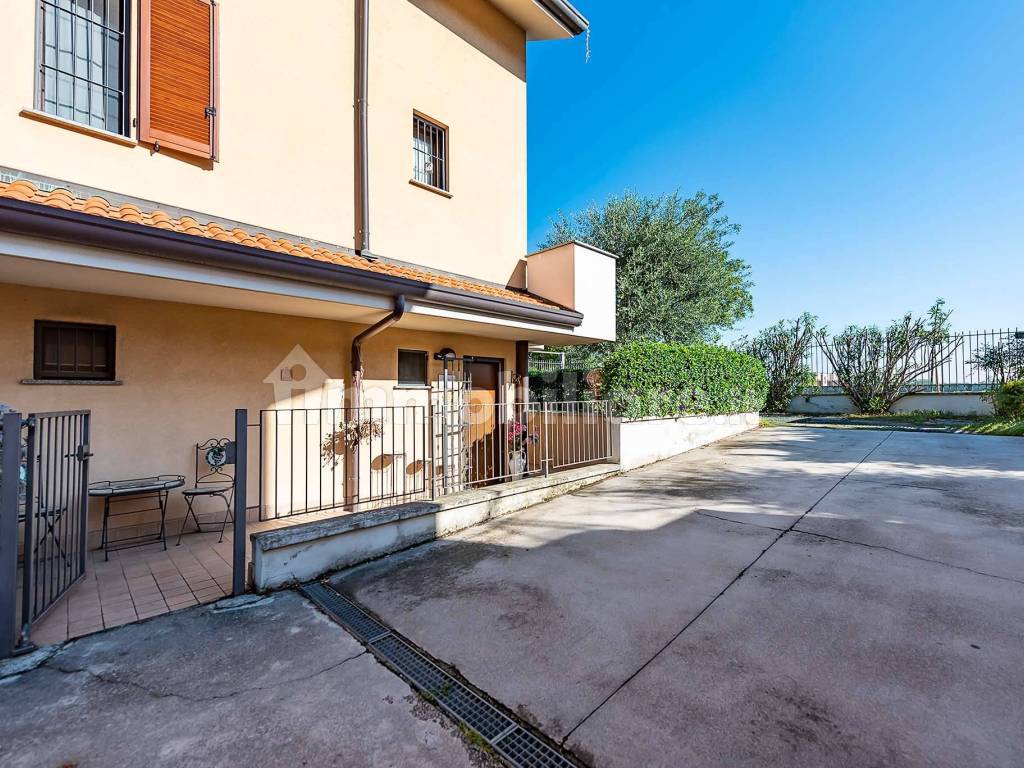 vendita-villa-a-schiera-nerviano-sant'ilario-via-g