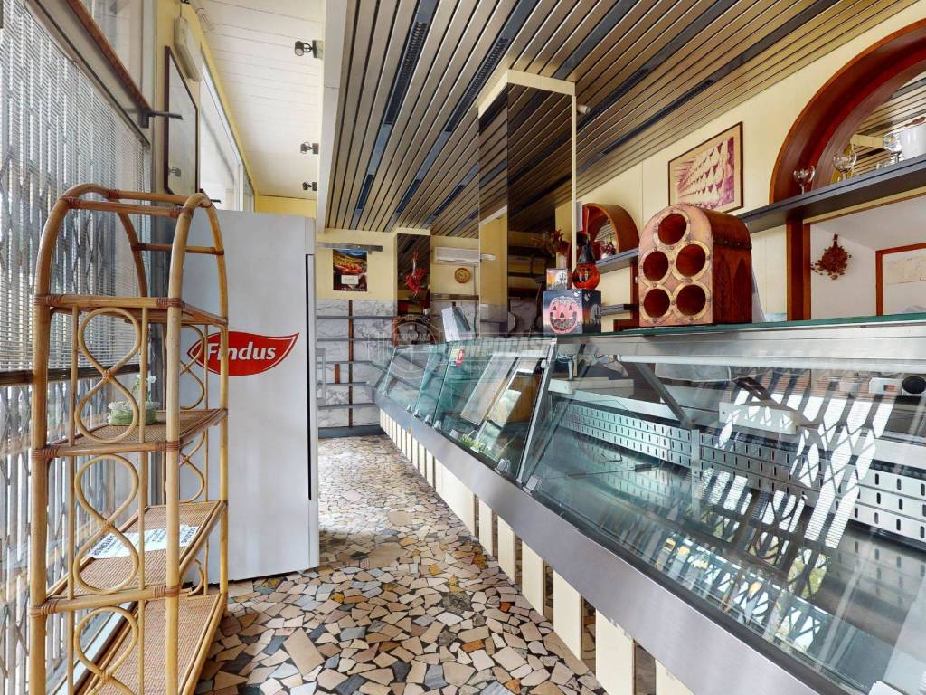 Locale commerciale via crocetta, gallery - rubicone, ravenna
