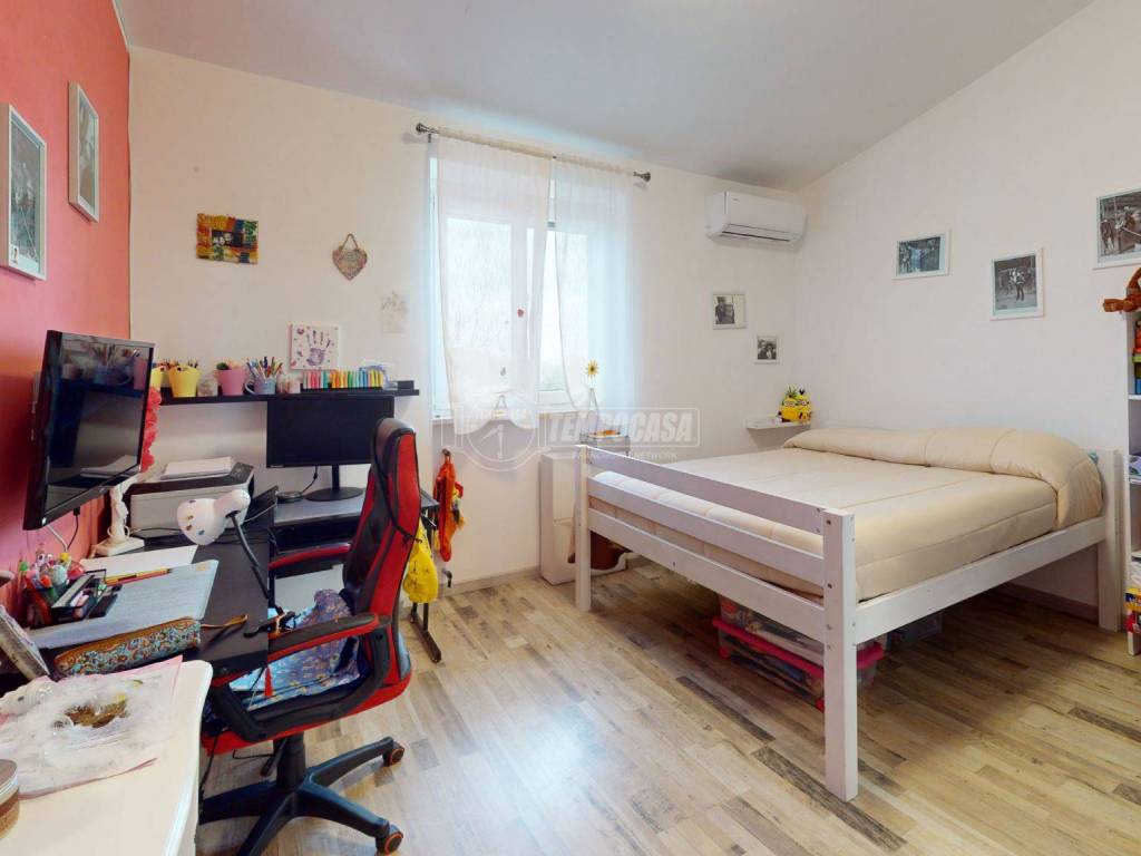 27-Via-della-Mola-Vecchia-Bedroom(2)