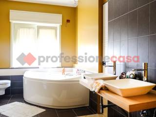 bagno con idromassaggio