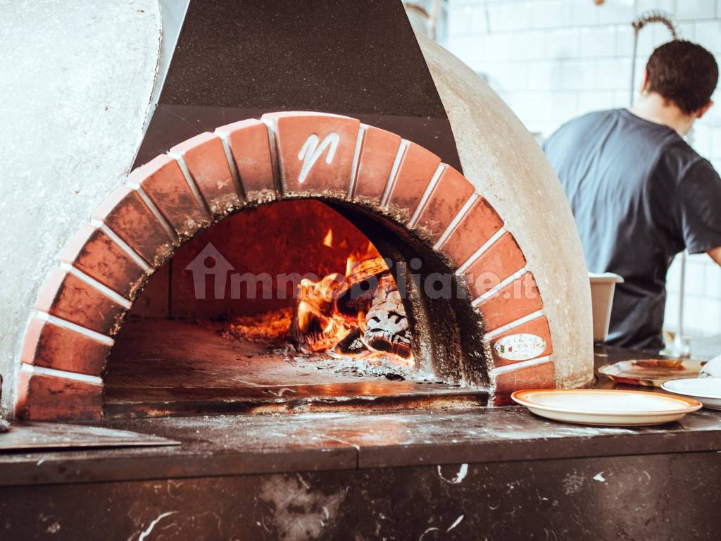 Pizzeria, Colognola Ai Colli, Rif. 105292257 - Immobiliare.it